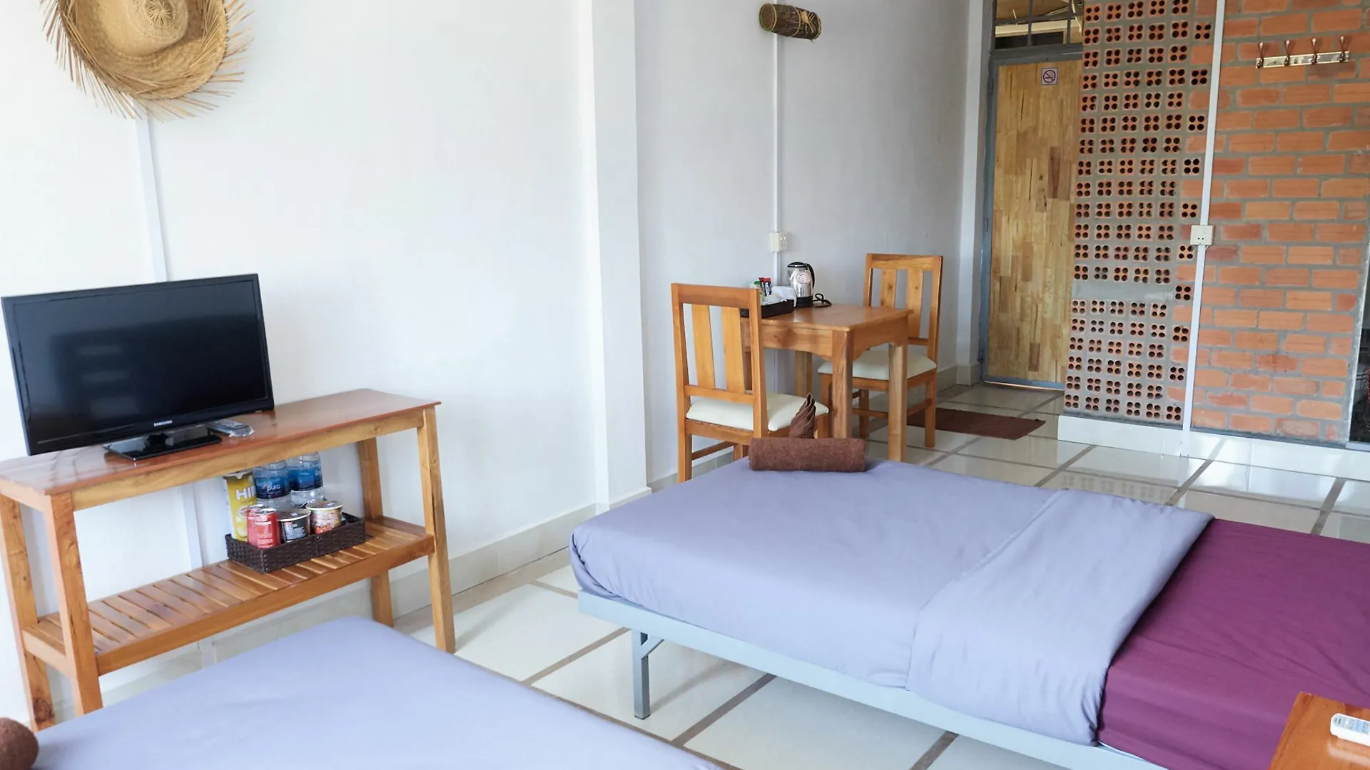 Sevenstars Hostel Sihanoukville 0*,  Camboya